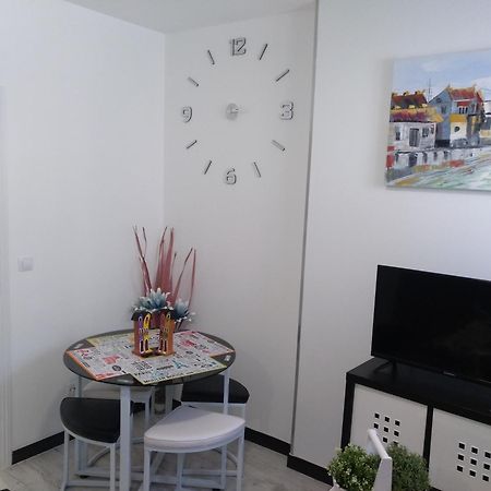 Apartamento Cigueena 1 Zaragoza Exterior photo
