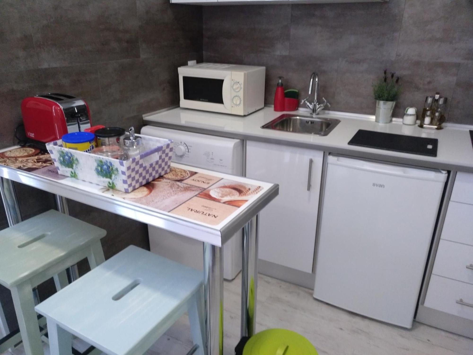 Apartamento Cigueena 1 Zaragoza Exterior photo